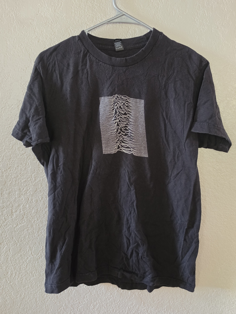 Anvil Black Short Sleeve Tee with White Wave Graphic